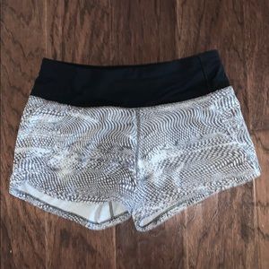 lululemon run times shorts